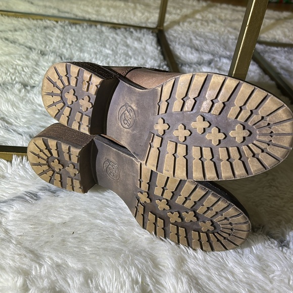 Leather Ankle Boot - Picture 2 of 4